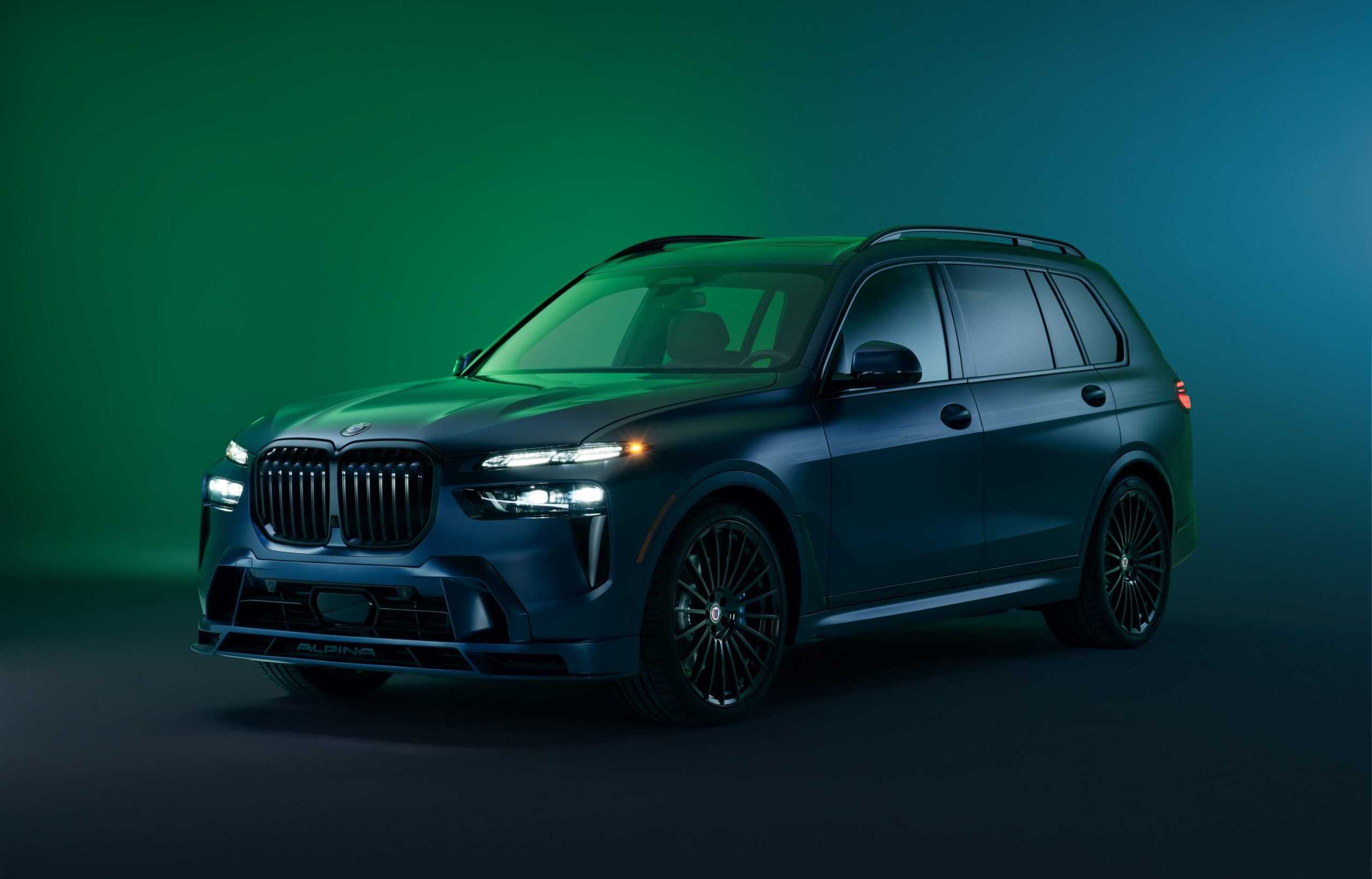 BMW ALPINA XB7 Manufaktur Is a Matte-Finished Swan Song for the First-Gen SUV